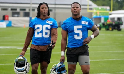 David Montgomery Told the Lions to Pay Jahmyr Gibbs Whatever He Wants. The Receipts Are Wild.