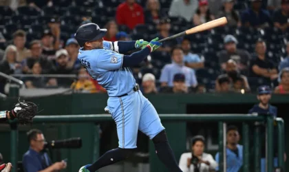 Red Sox Eyeing George Springer as Blue Jays’ Sell-Off Looms