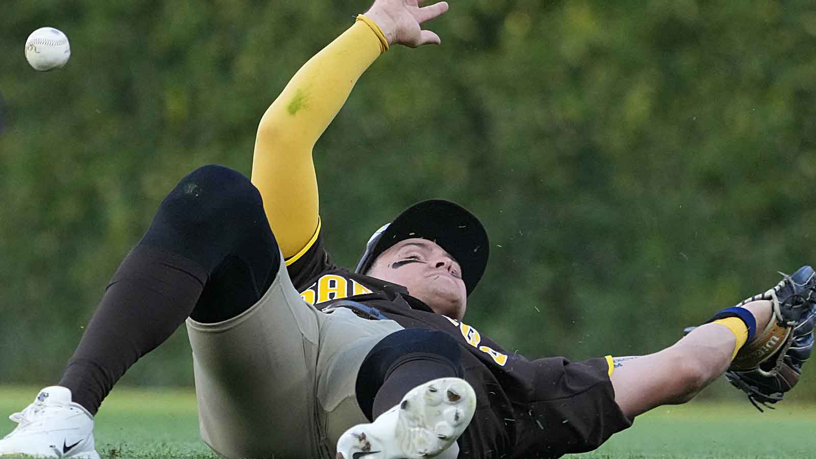 The Padres Just Lost 23-3. Here Is Why They Should Sell Now.