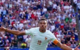 Mbappe’s Iced Ankle Has France Freaking Out Before the Semifinal
