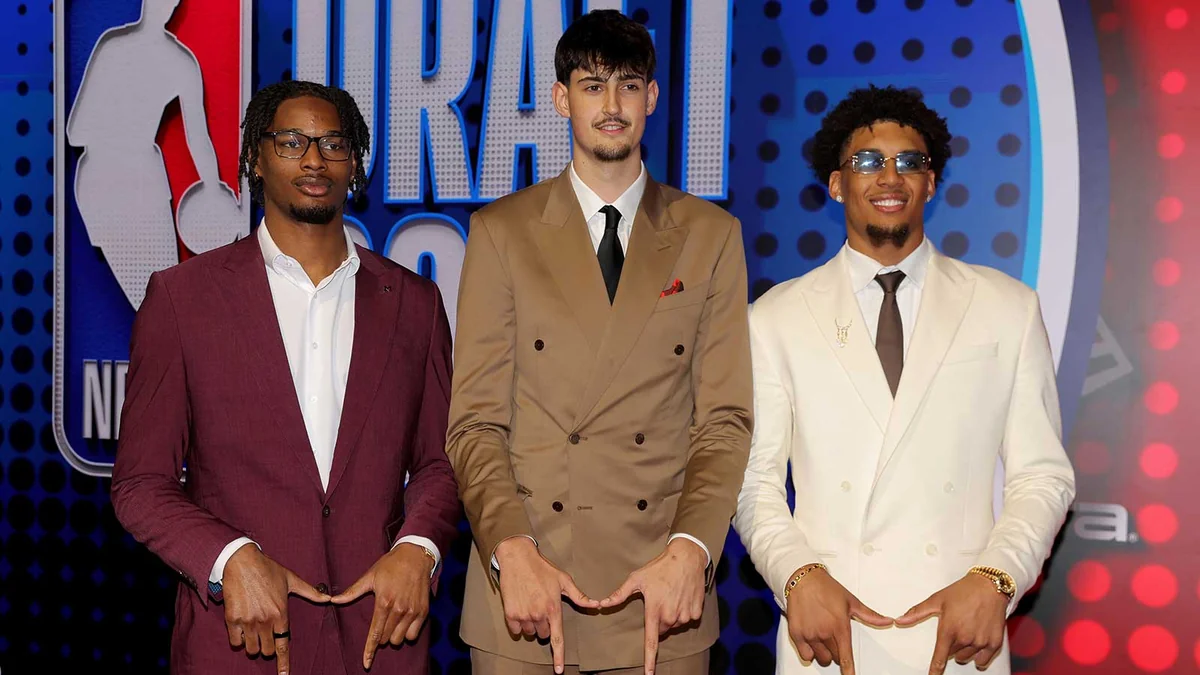 A Summer League Duel Between Two Michigan Stars Just Got Real in Las Vegas