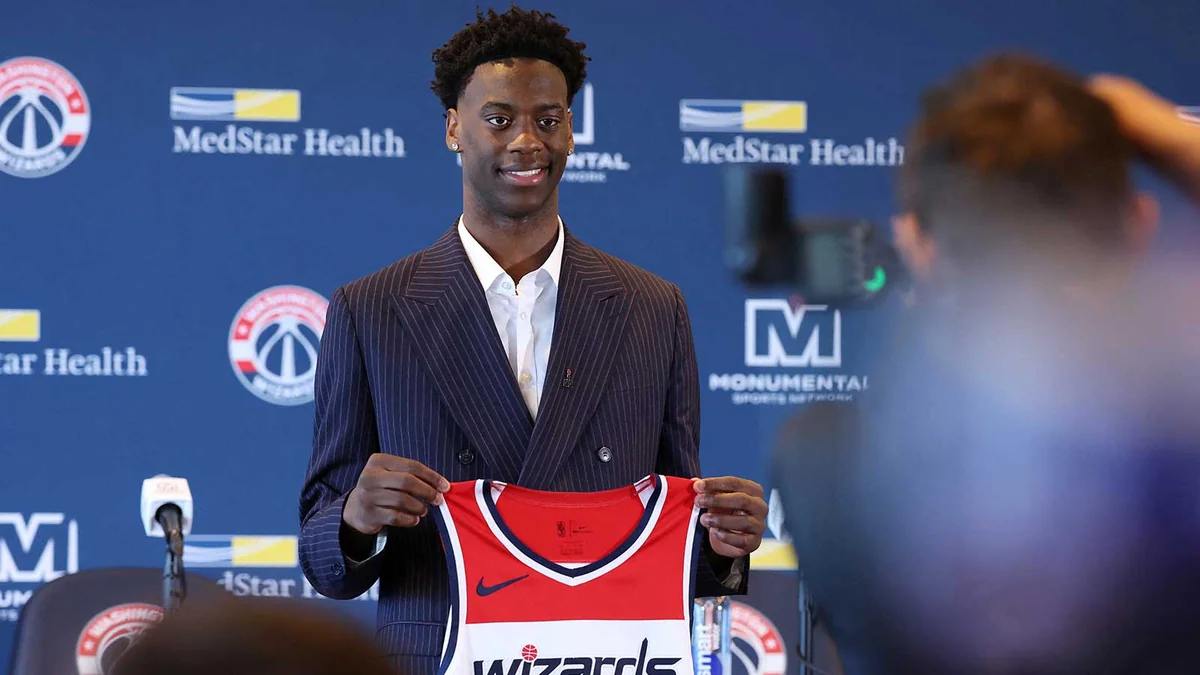 AJ Dybantsa’s First Summer League Bucket Was a Reverse Layup 30 Seconds In