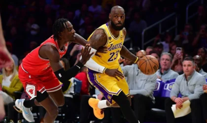 An MLB Player Thinks LeBron James Could Make a Billion Dollars Without the Salary Cap