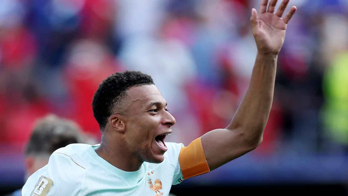 Mbappe Downplays Ankle Injury After France Knocks Out Morocco. Next Up: Semifinals.