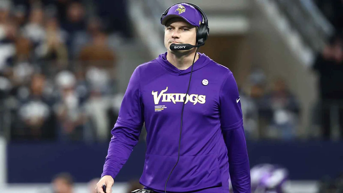 Kevin O’Connell Has Seen What a Full Season From His QB Does. That’s the Whole Point of This Camp.