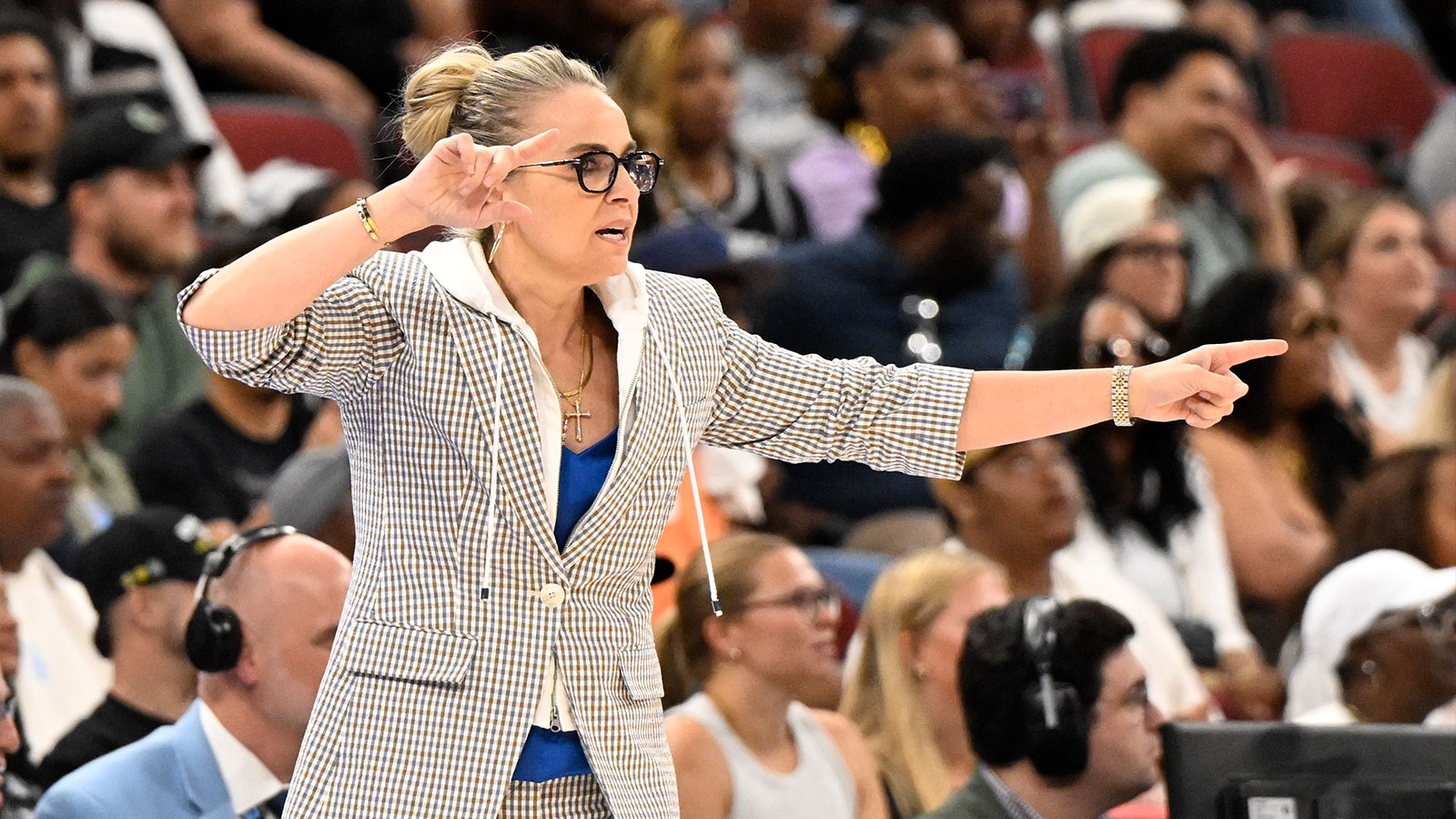 Becky Hammon Gushed About Breanna Stewart. Her Postgame Honesty Was Refreshing.