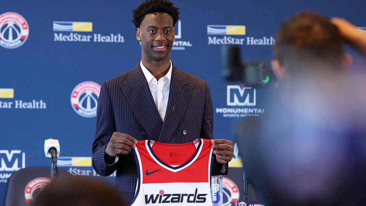 AJ Dybantsa Just Tied a Summer League Record That’s Stood Since Blake Griffin