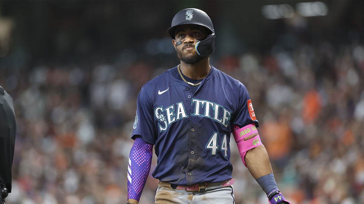 Mariners Lose Rodriguez and Robles to Injuries in Brutal Loss to Angels