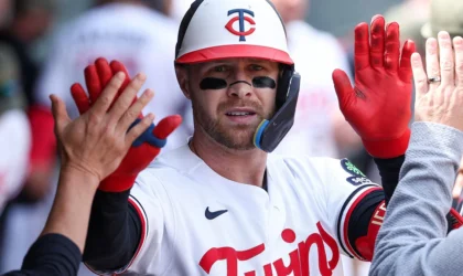 Yankees and Rays Could Be Fighting Over the Same Catcher. Here’s Why It Matters.