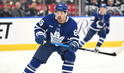 Penguins Reunite With Nick Robertson After Trade With Maple Leafs
