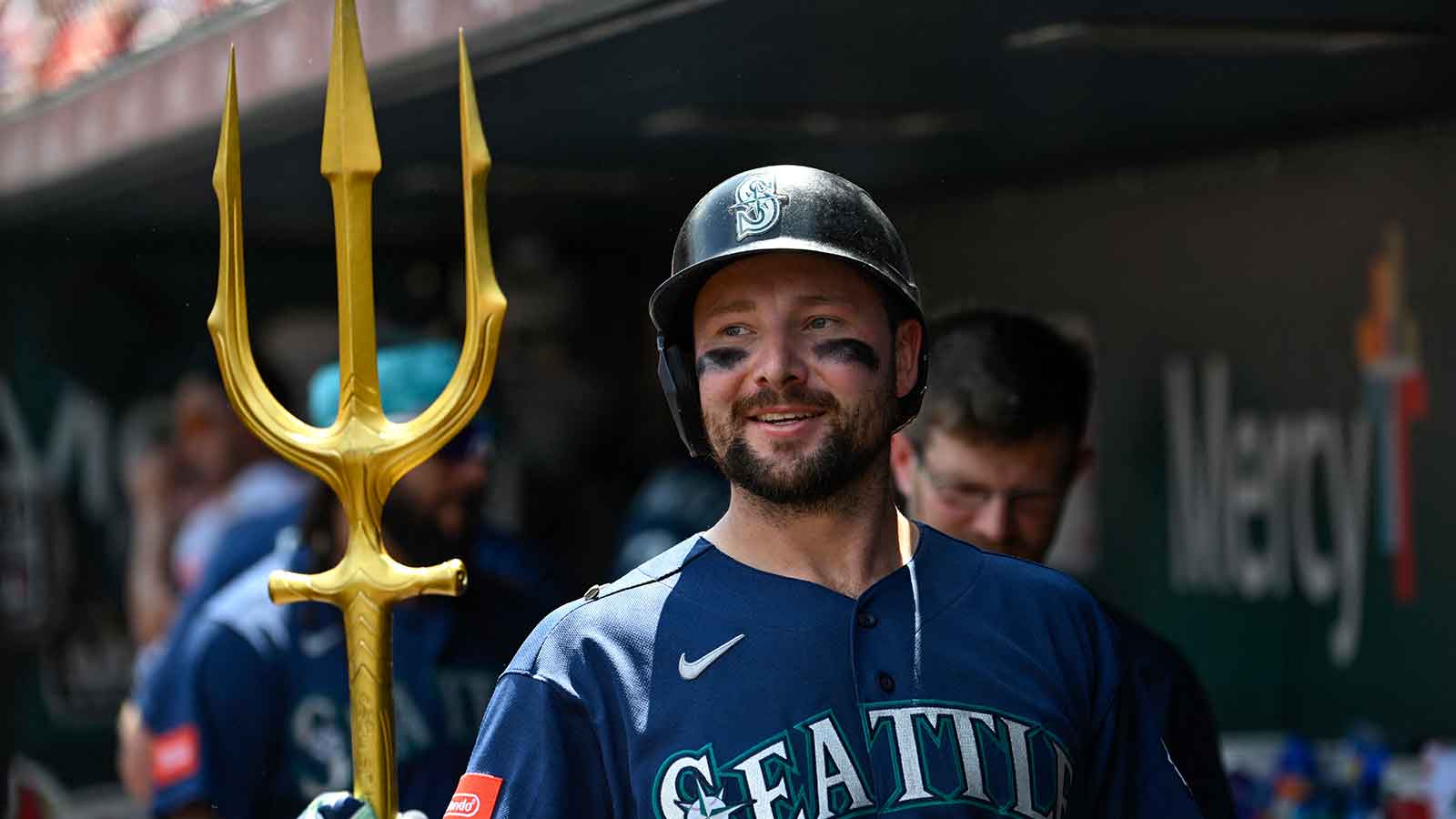 Cal Raleigh Wore a USMNT-Signed Chest Protector and the Internet Noticed the World Cup Detail
