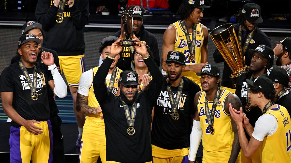 Kendrick Perkins Makes the Case for LeBron James Getting a Lakers Statue