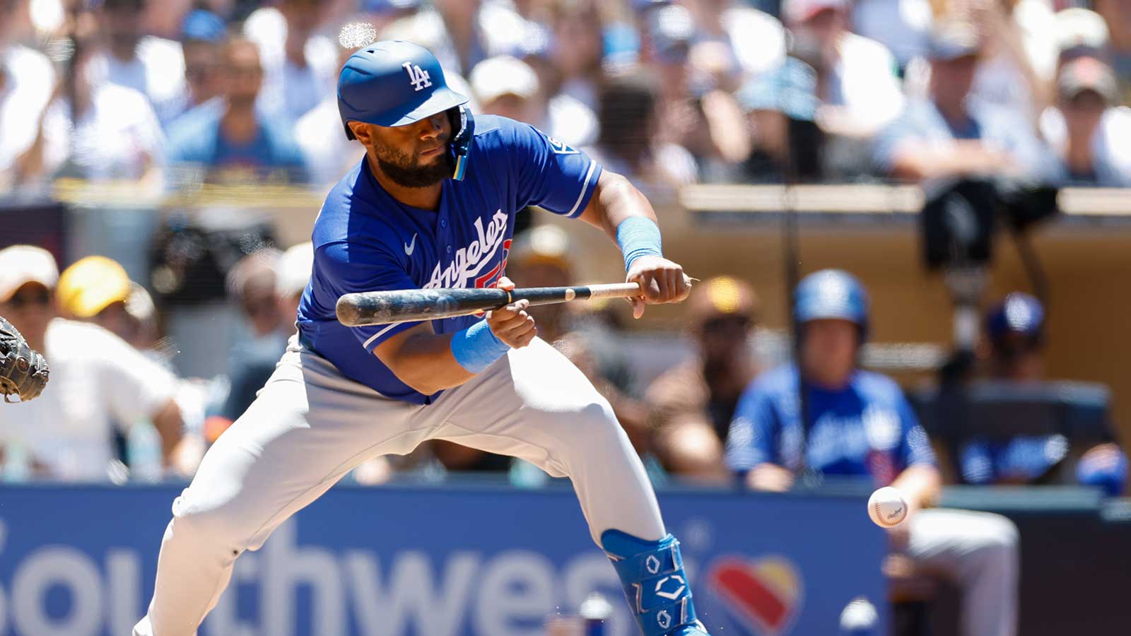 Dodgers Swap Catchers After Chuckie Robinson’s Cold Streak at the Plate