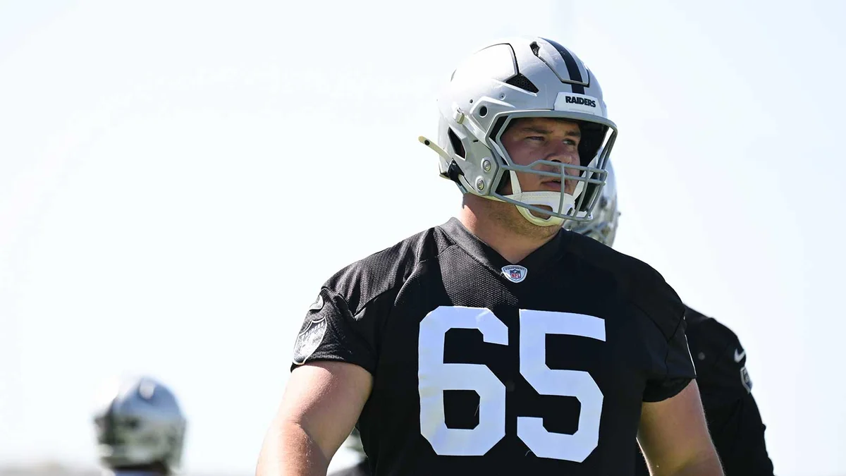 Tyler Linderbaum’s $81 Million Deal Has NFL Coaches Split on Whether He’s a Star or a Liability