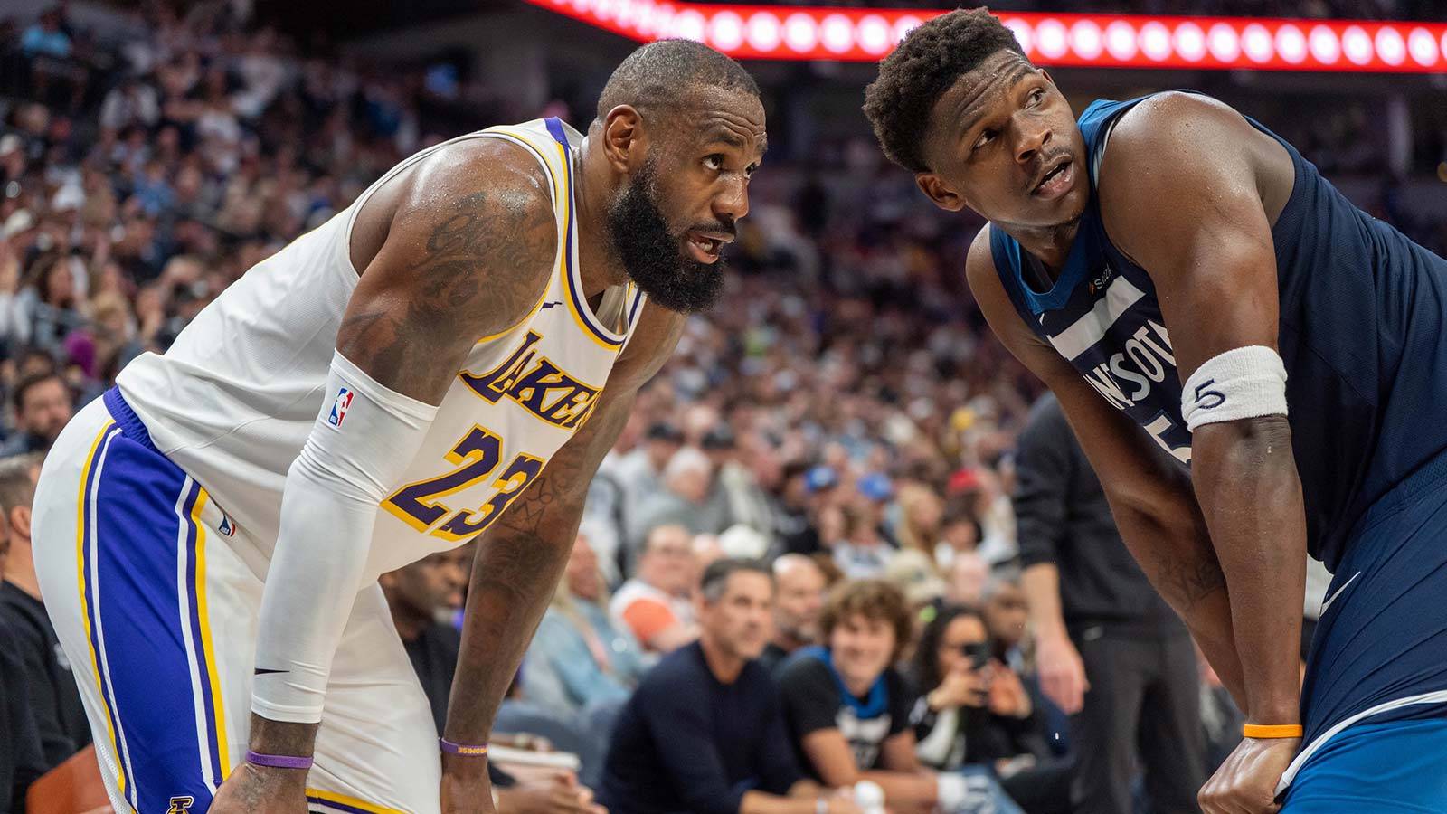 Josh Green’s Expiring Contract Could Give Timberwolves the Flexibility They Need