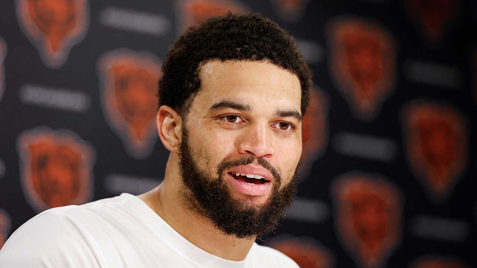 Caleb Williams Sent Pope Leo a Signed Bears Jersey on July 4th. The Autograph Is Perfect.