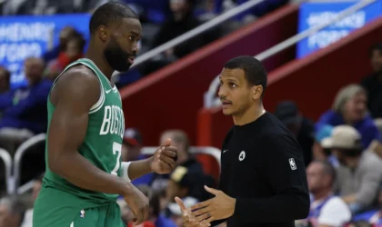 Joe Mazzulla Says He’s Still ‘Grieving’ After Celtics Sent Jaylen Brown to Philly