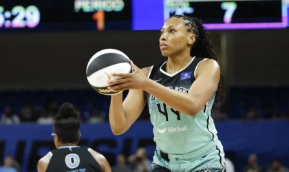 A Flying Shoe Got Betnijah Laney-Hamilton Tossed and the Liberty Lost a Wild One