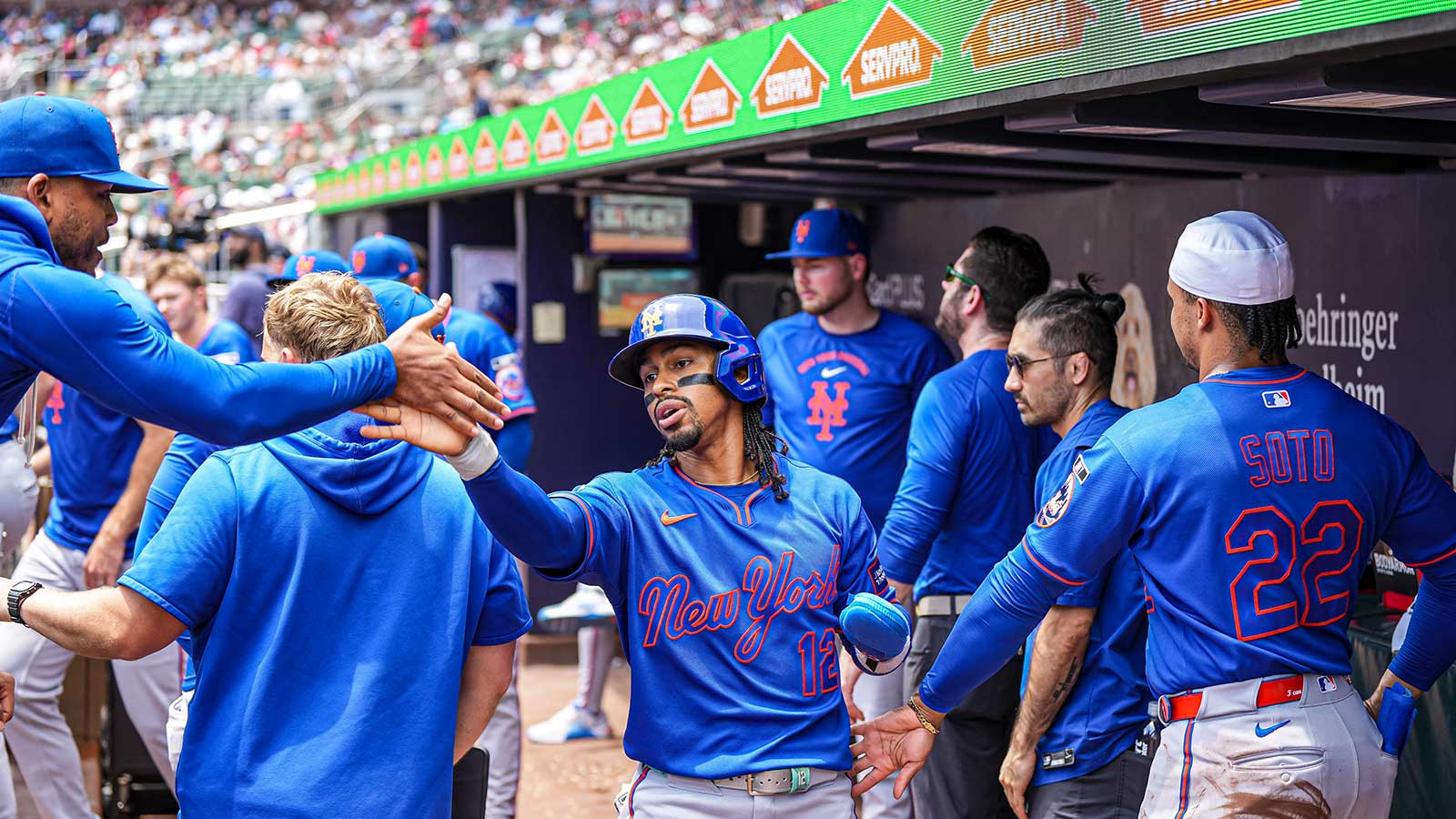 Mets errors nearly cost them a win. Andy Green says that has to stop.