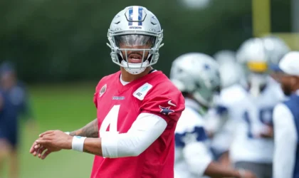 Dak Prescott Just Jumped in ESPN’s QB Rankings. The Gap Behind Him Is Telling.