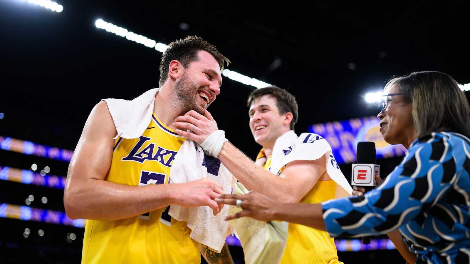 Bill Simmons couldn’t resist trolling the Lakers after their wild free agency spending spree