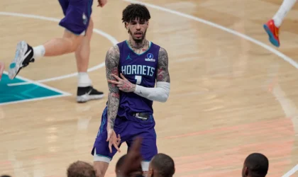 Chris Finch Has a Clear Message for LaMelo Ball After the Trade That Brought Him to Minnesota