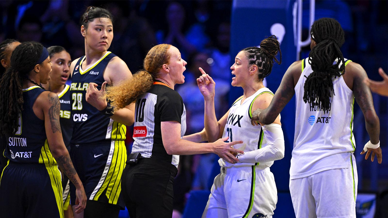 One WNBA Coach Has a Simple Answer for the League’s Officiating Mess