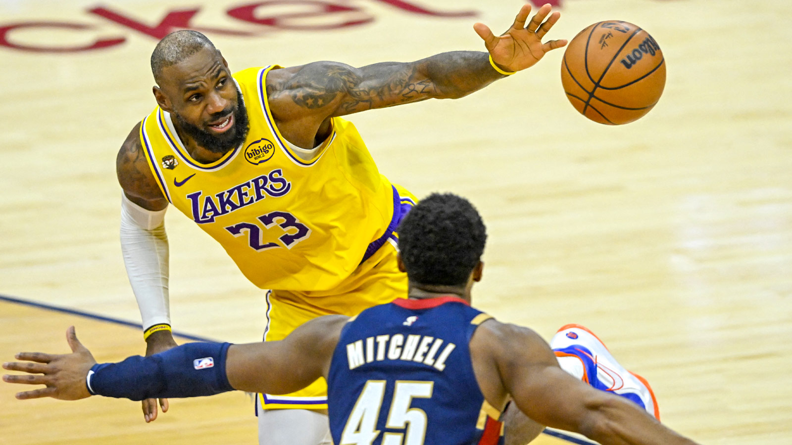 LeBron’s Next Move Has Rival Teams Nervous About One Specific Destination