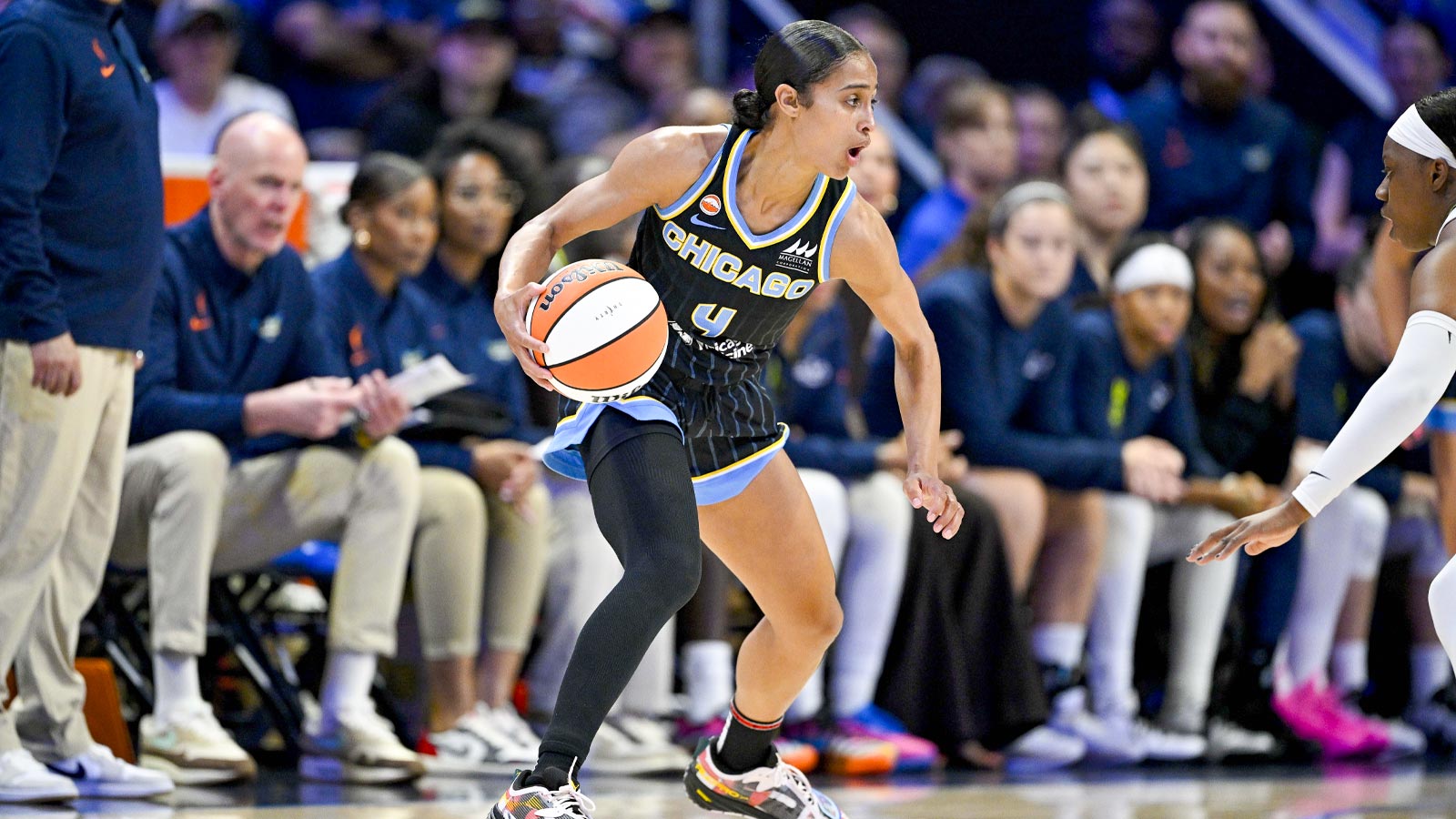 Skylar Diggins Sent to Bench. Her Reaction Video Is Going Viral.