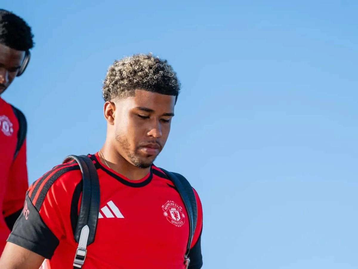 Man United Handing a $65M Debut to a Chelsea Castoff. That’s the New Plan.