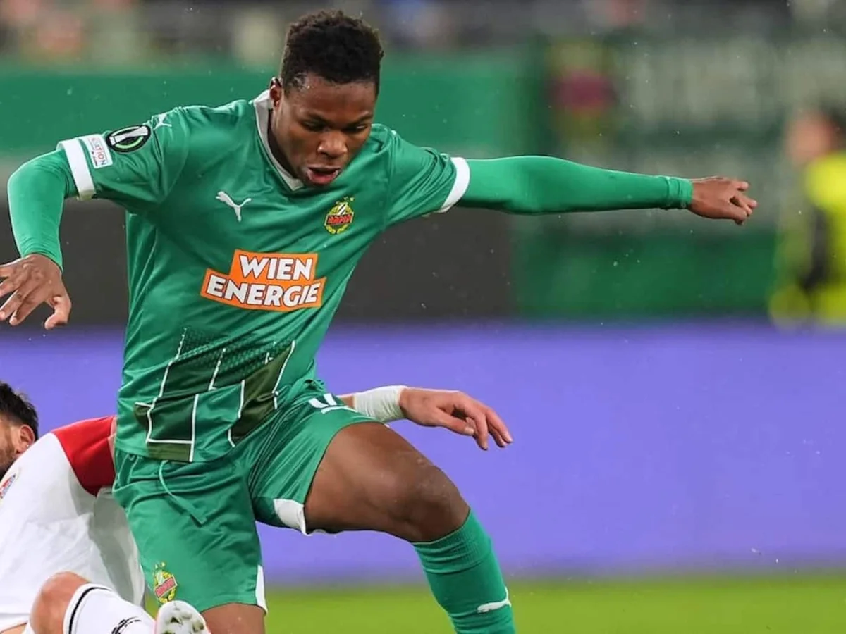 How a 5’9″ Midfield Monster from Lens Could Solve Manchester United’s Biggest Problem