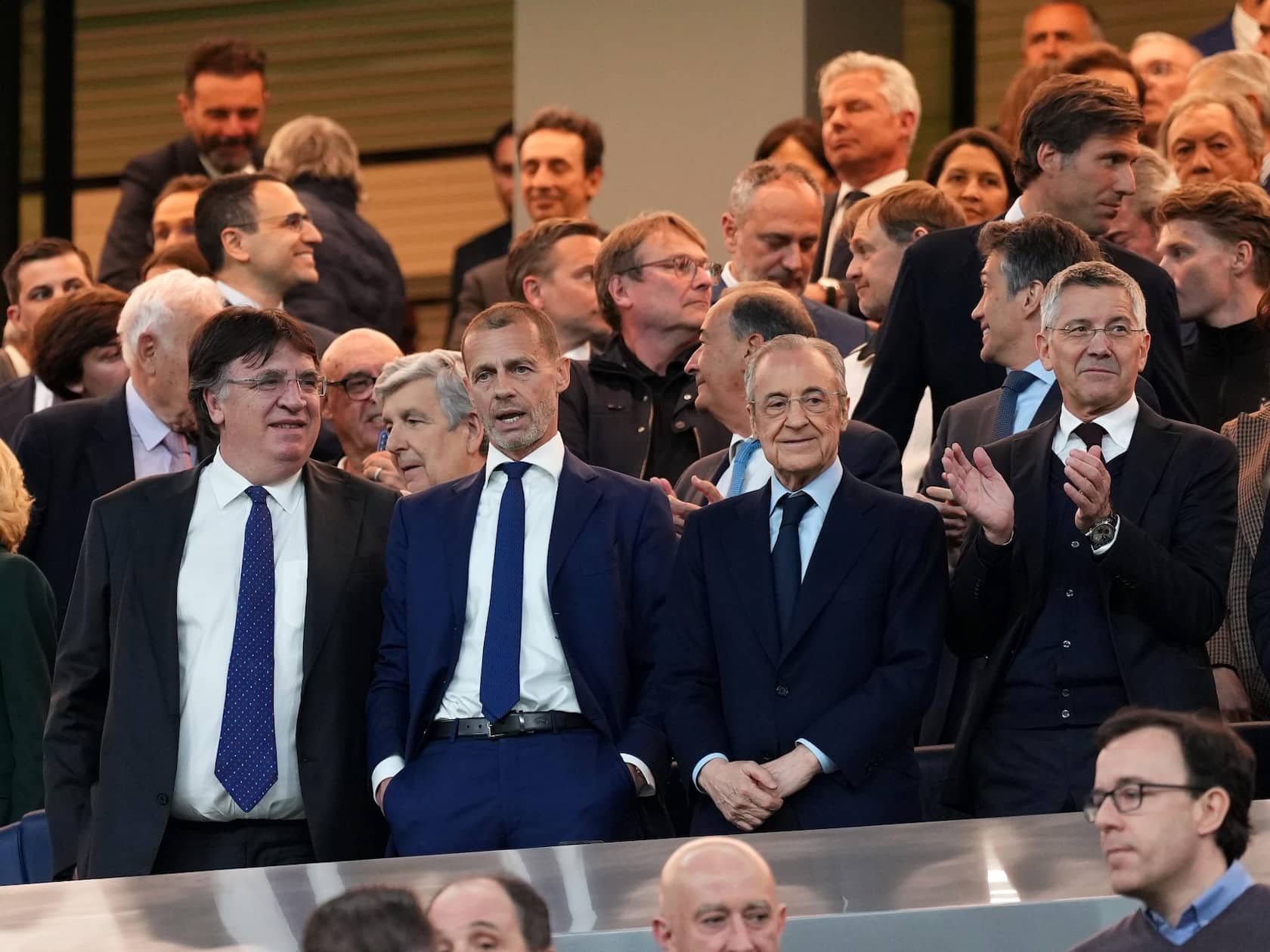 Real Madrid’s Perez Told Bayern’s President ‘You’ll Have to Sell Olise to Me’ During a Handshake