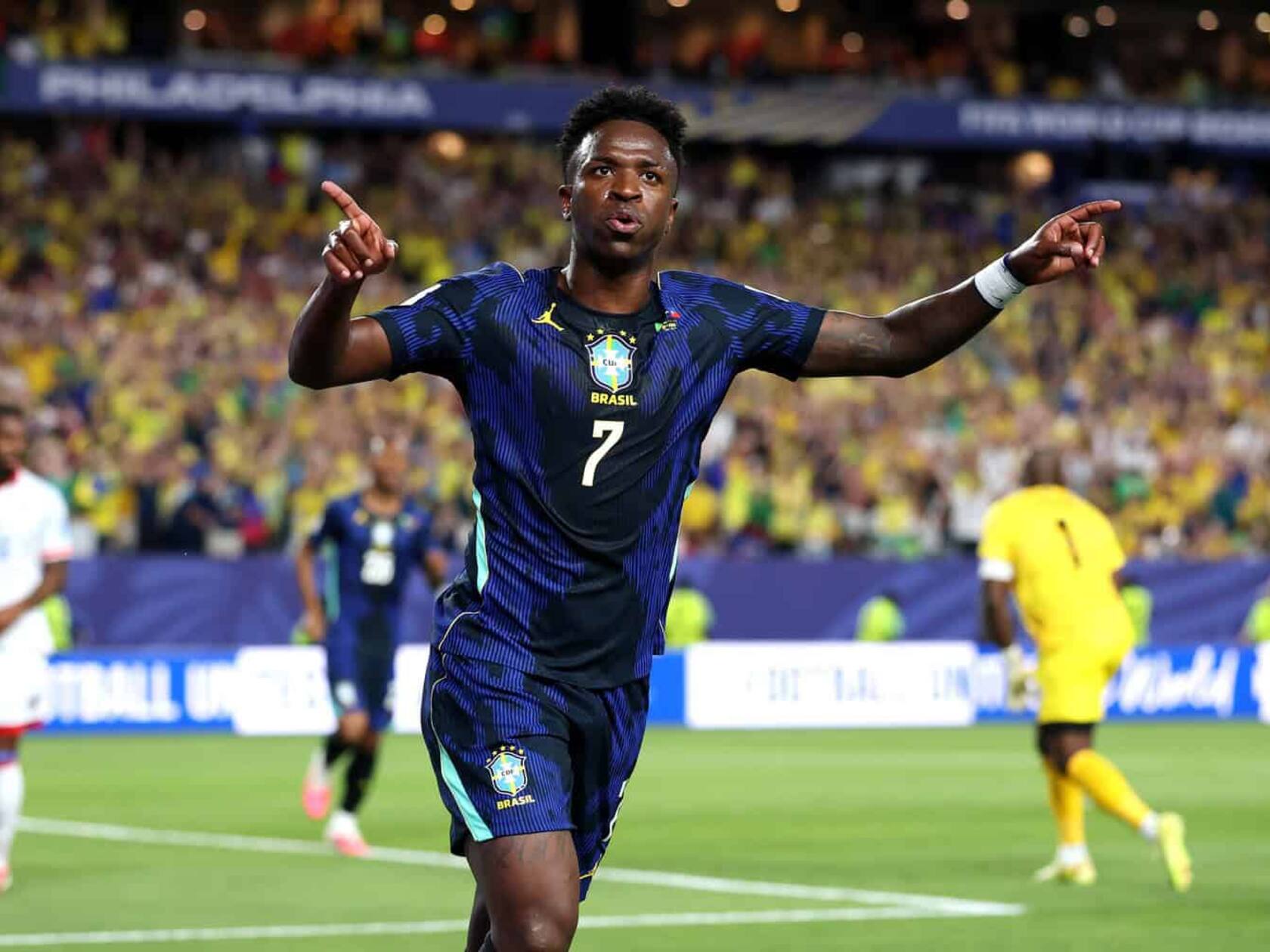 Bayern Munich Eyes Vinicius Jr. as Real Madrid Contract Talks Stall