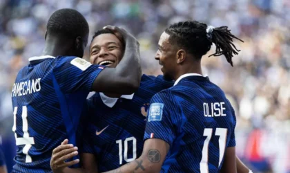 Bayern Duo Leads France Into Quarterfinals as Morocco Loses Star Midfielder