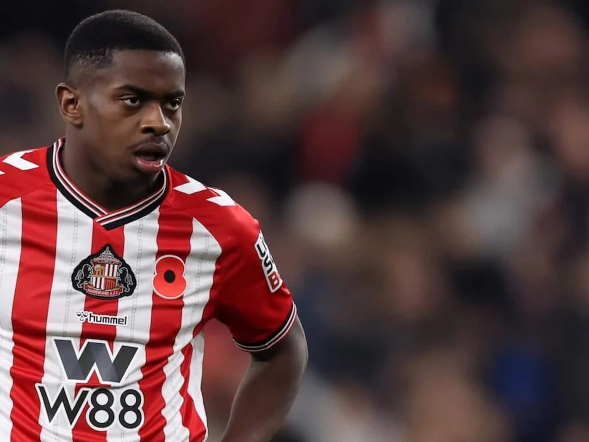 Sunderland Shuts the Door on Noah Sadiki. United’s Midfield Plan Takes Another Hit.