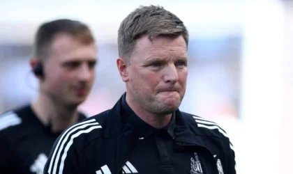 Alan Shearer Sounds Alarm After Eddie Howe Walks Away From Newcastle: ‘It’s Not a Good Look’