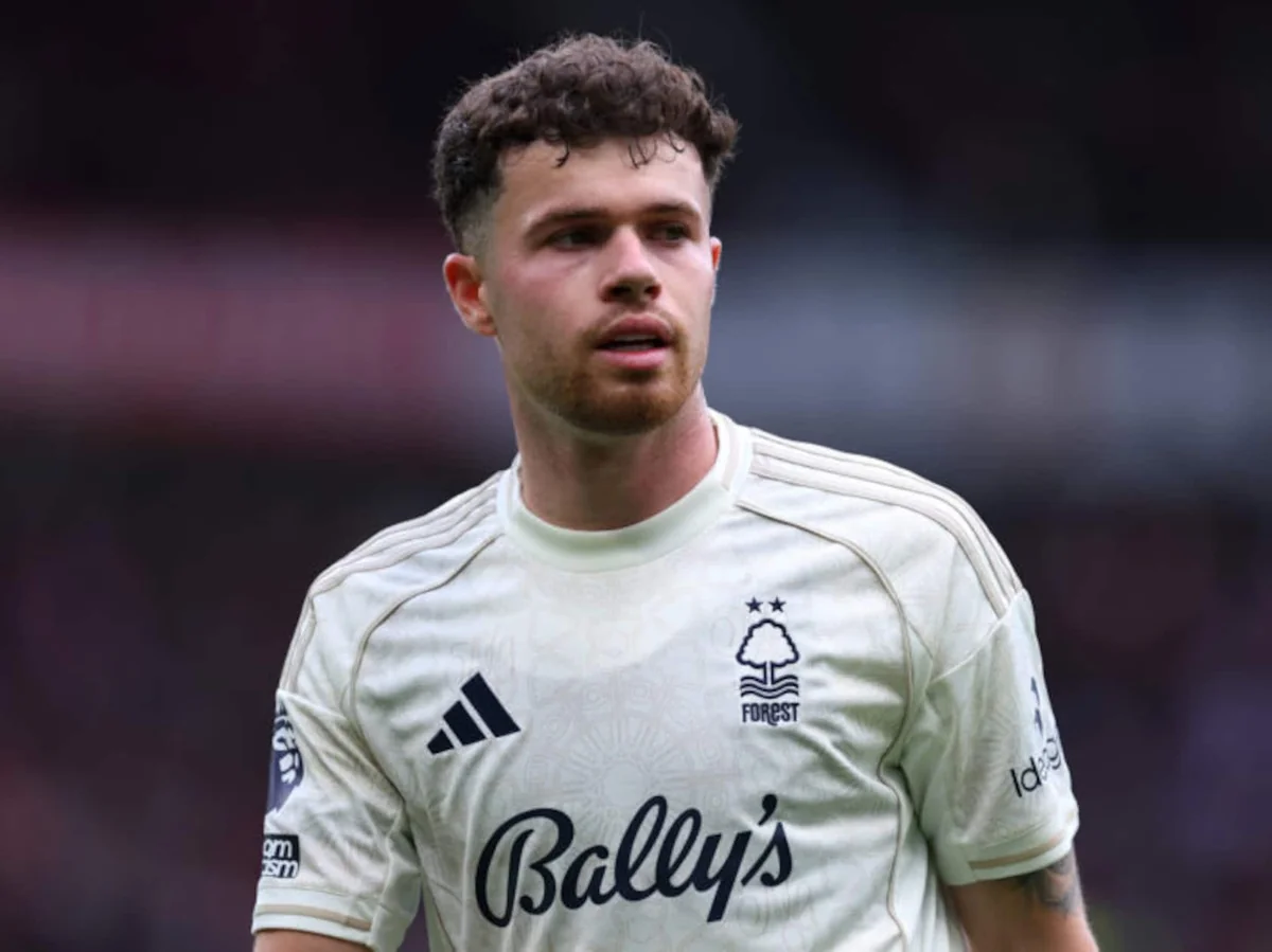 Manchester United Eye Former Liverpool Defender After 160-Game Forest Run