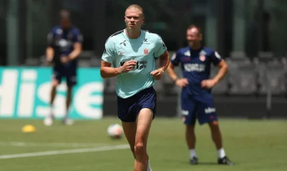 Erling Haaland Says England Are Still the ‘Clear Favorites’ and That’s a Problem for Norway