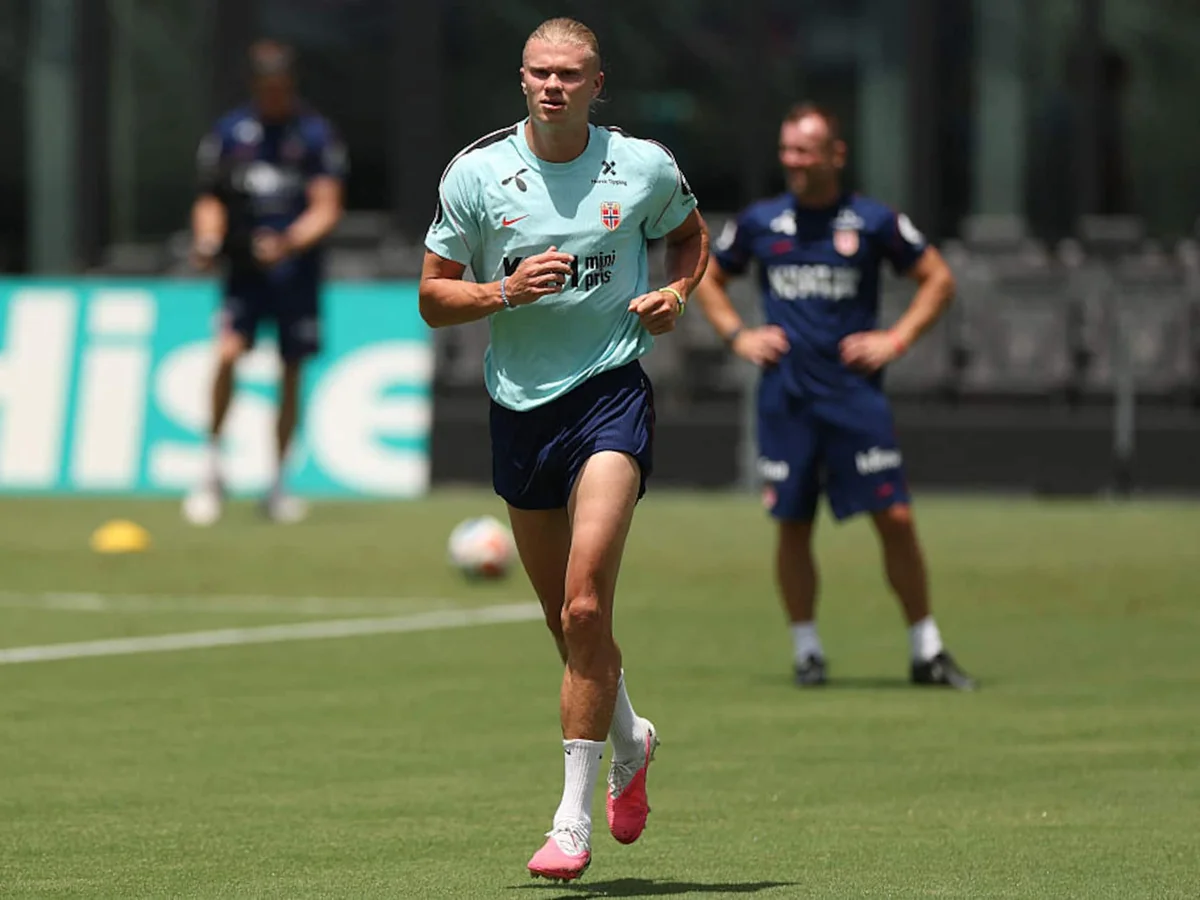 Erling Haaland Says England Are Still the ‘Clear Favorites’ and That’s a Problem for Norway