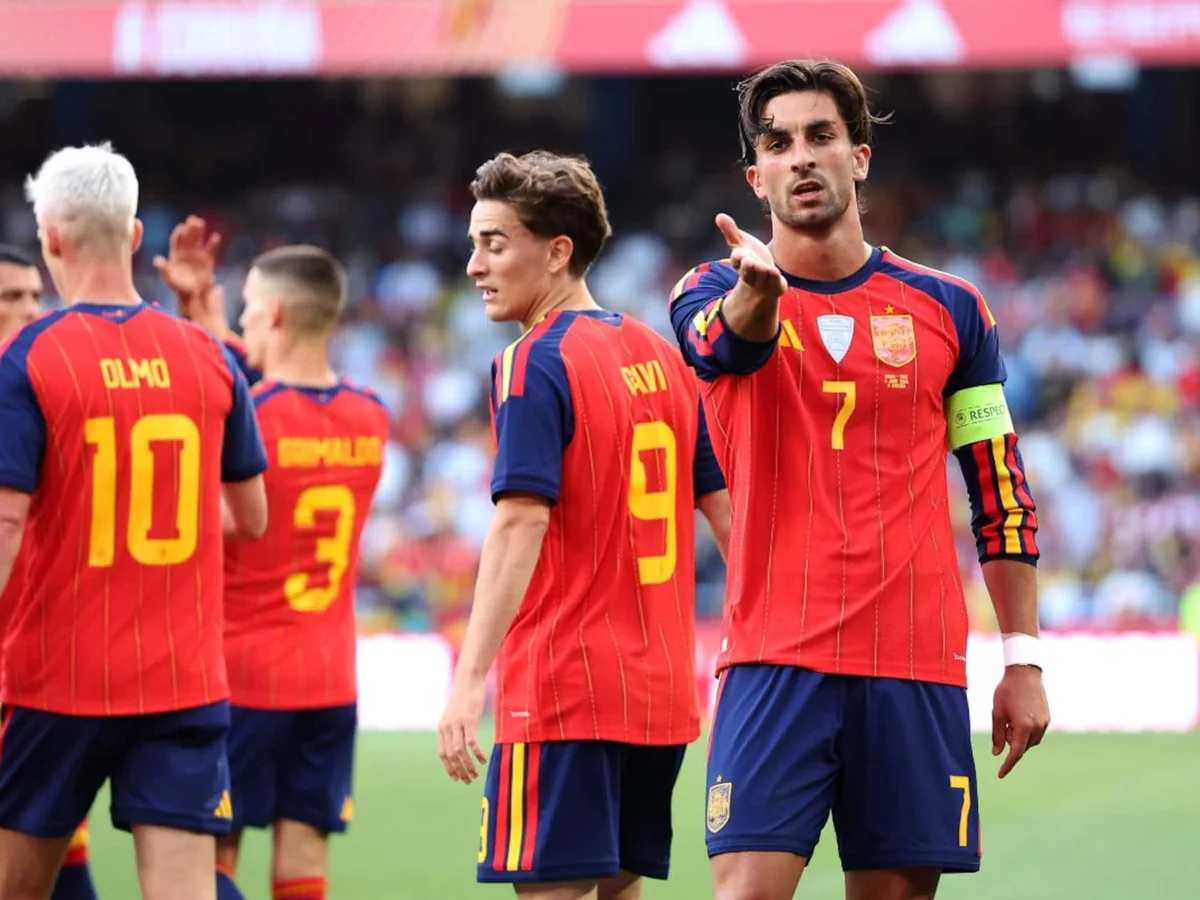 Ferran Torres Has a Deal With PSG. That’s Only Part of the Story.