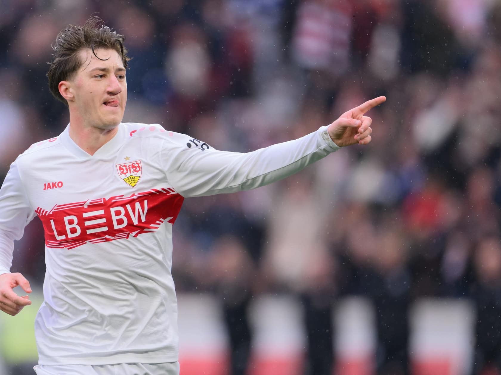 Newcastle Has Its Eye on a Stuttgart Midfielder With a Weird Release Clause Twist