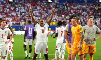 Jude Bellingham Dragged England Through a Quarterfinal. That’s Just What He Does Now.