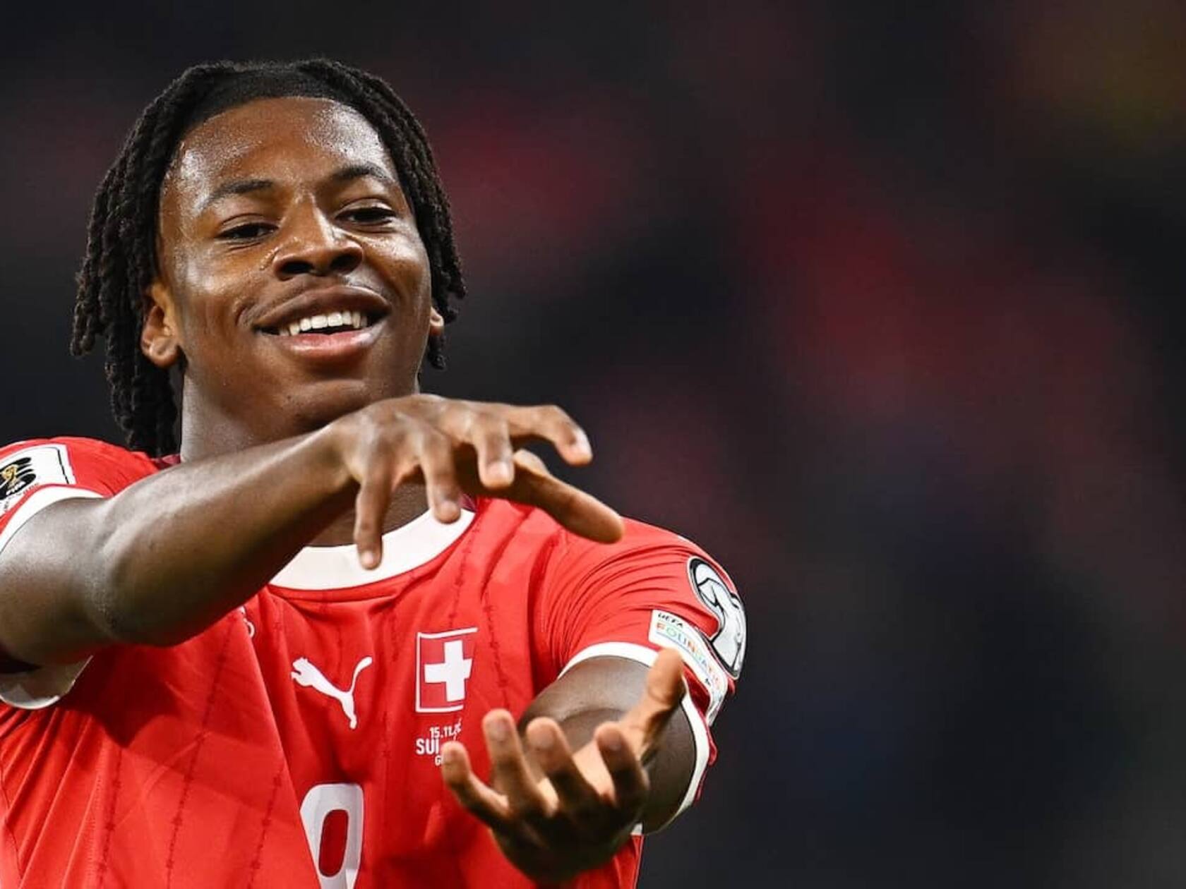 Newcastle Leads the Race for Johan Manzambi but Man United Isn’t Done Yet