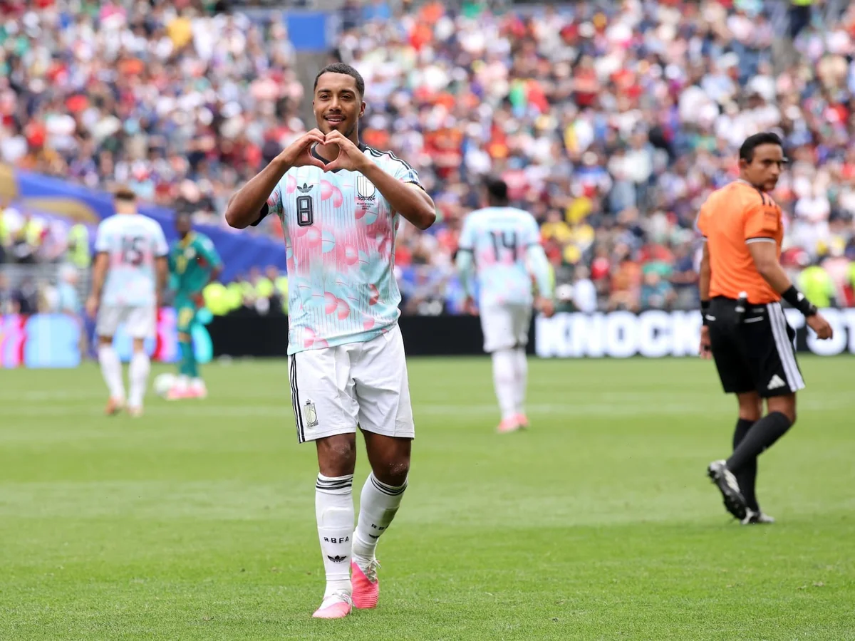 Manchester United Lands Youri Tielemans as Carrick Reshapes the Midfield