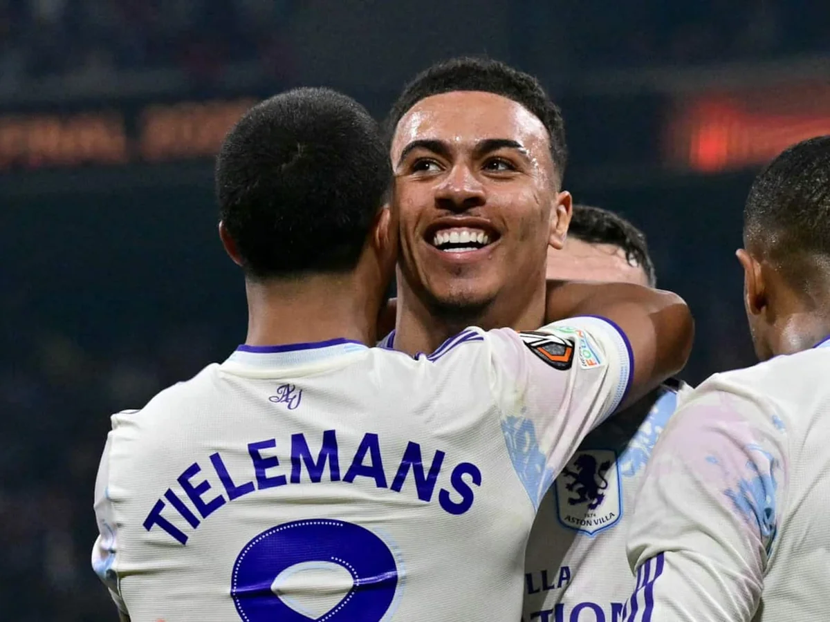 Man United’s Shock Midfield Move Just Got Messy for Arsenal’s Morgan Rogers Plan