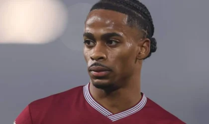 Manchester United’s Summer Shopping List Just Got a Left-Wing Option They Can’t Ignore