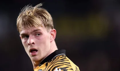 Toby Collyer’s Future at Man United Hinges on One More Midfield Signing