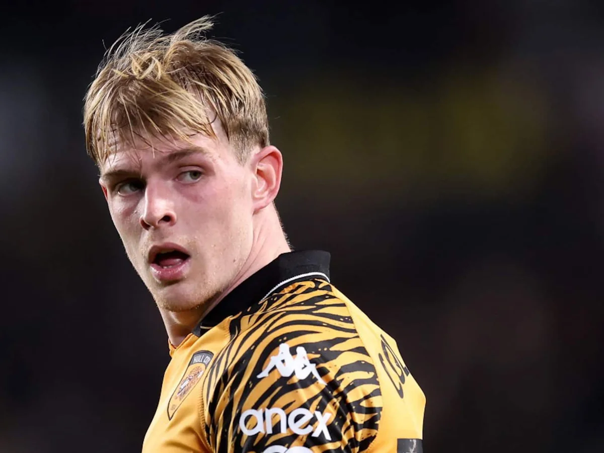 Toby Collyer’s Future at Man United Hinges on One More Midfield Signing