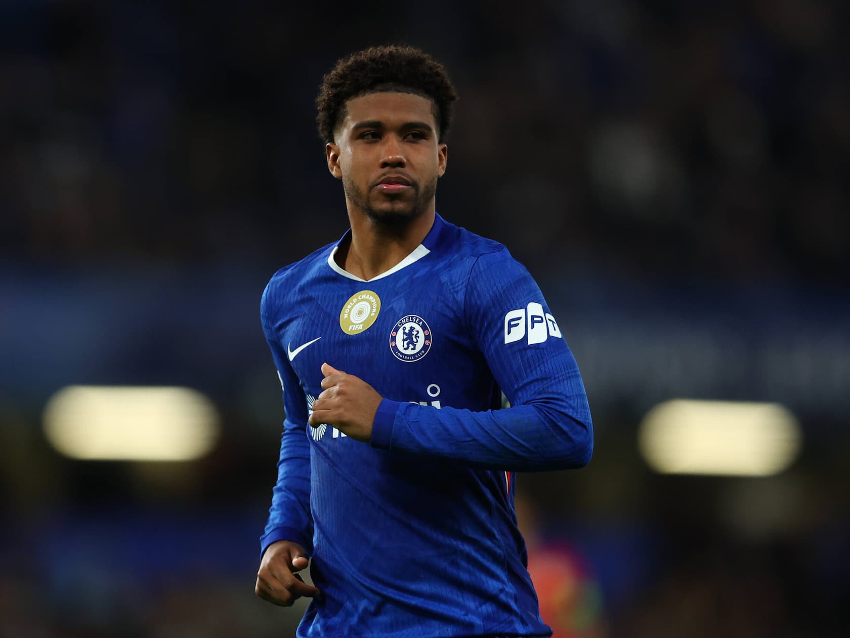 Manchester United Trim Midfield Wishlist to Three Names. Discipline or Desperation?