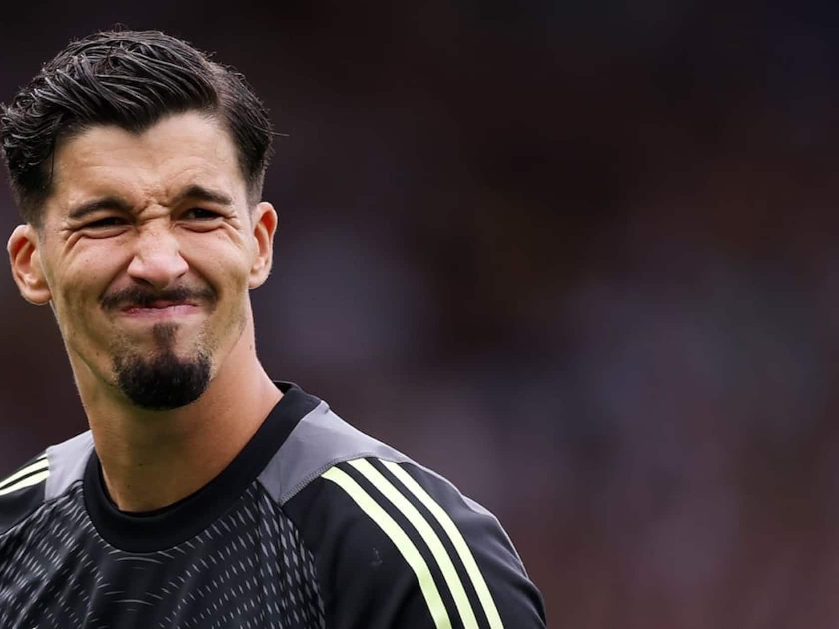 Leeds’ Karl Darlow Is Considering United and Everton. Here’s Why United Needs Him.